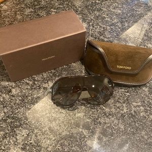 New in Box Tom Ford Brenton Sunglasses